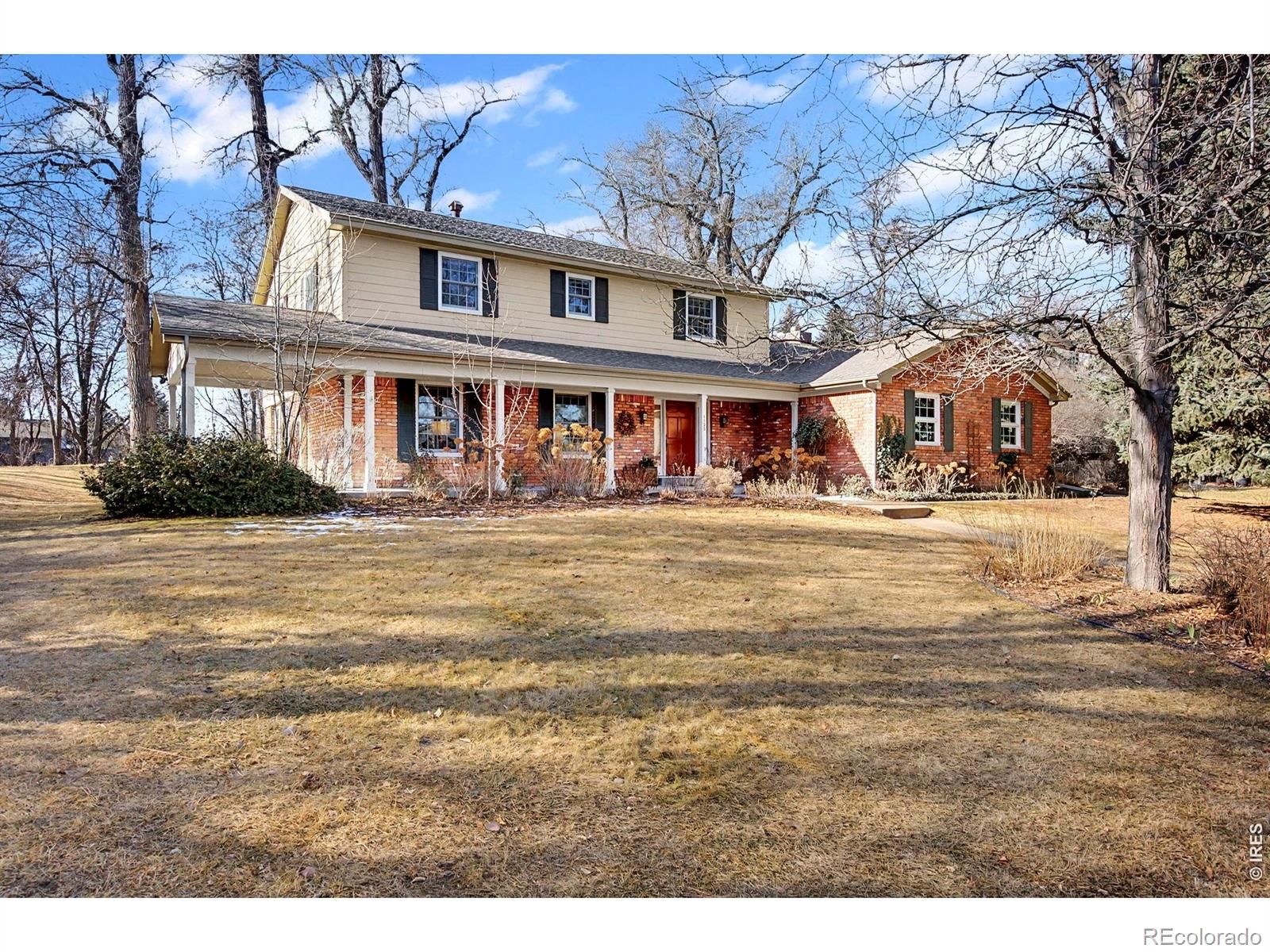 1123 Forest Hills Lane