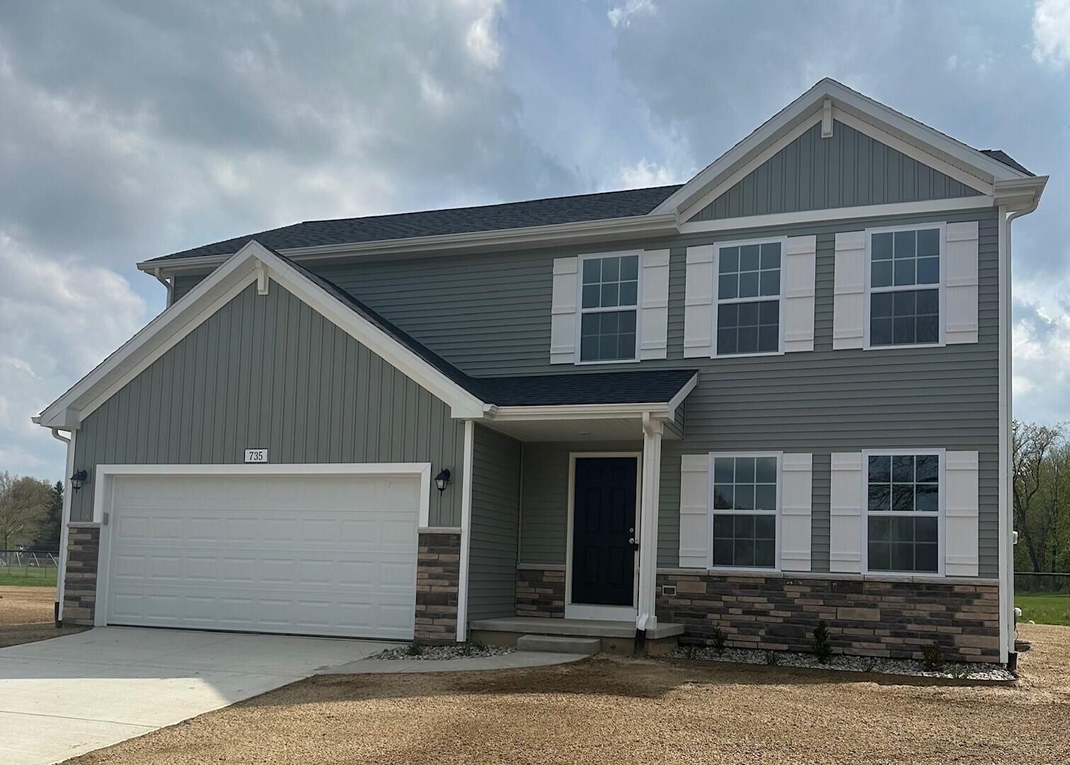 735 Lone Oak Way