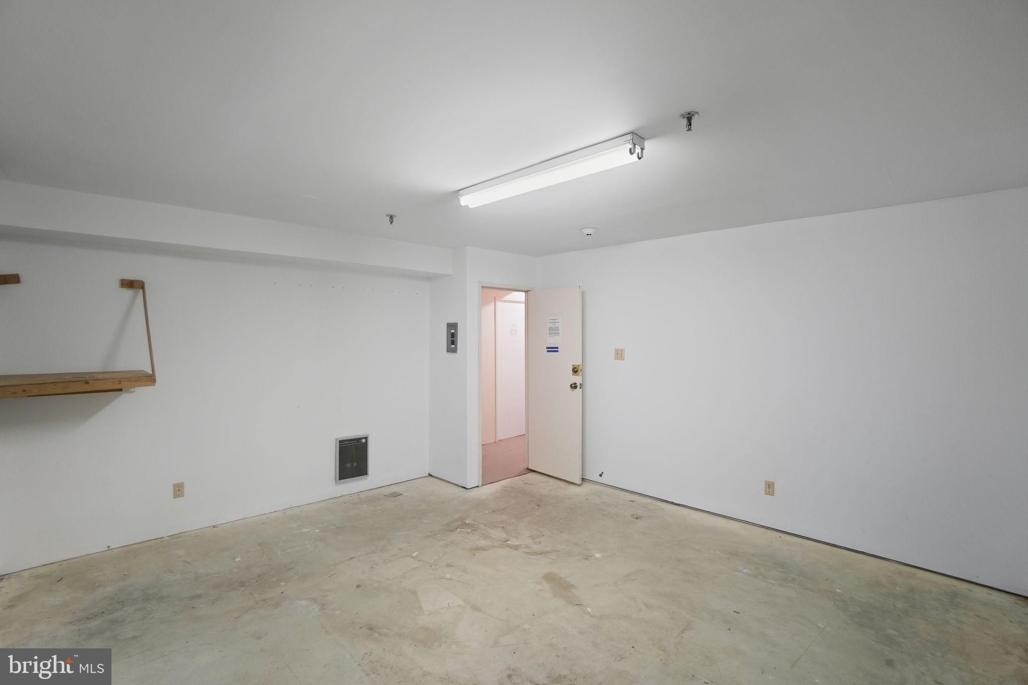 4990 Sentinel Drive 16-6