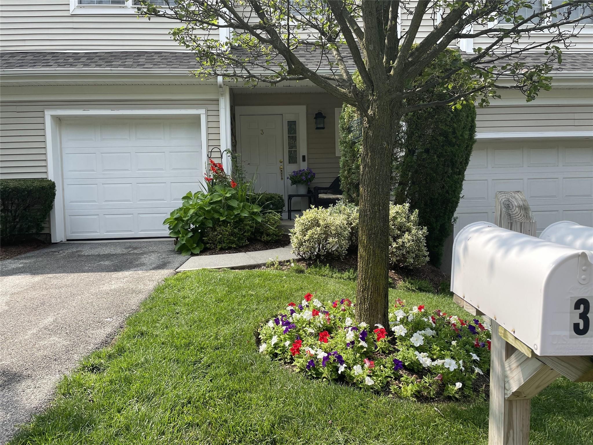 3 Underhill Drive