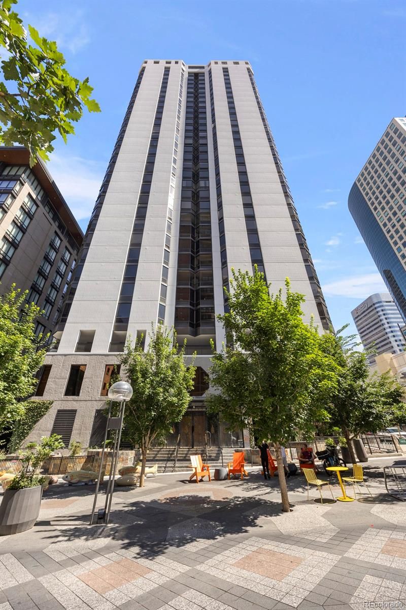 1625 Larimer Street 2105