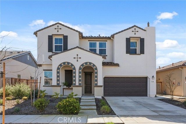 588 Overstone Avenue