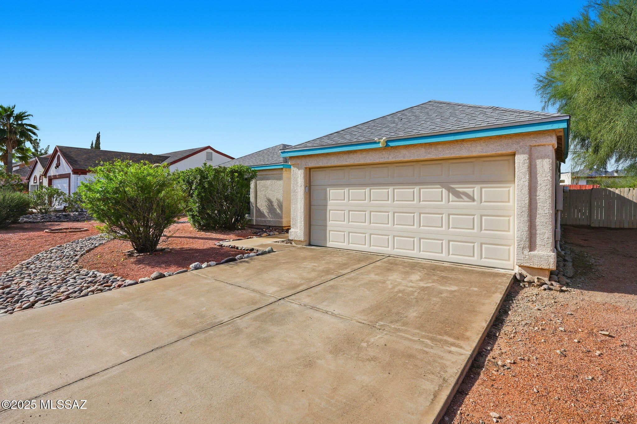 1901 N Atwood Avenue