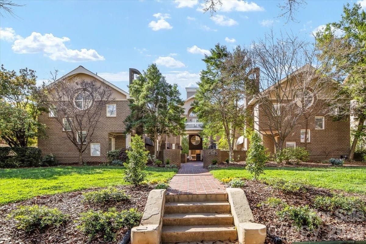 2330 Roswell Avenue A