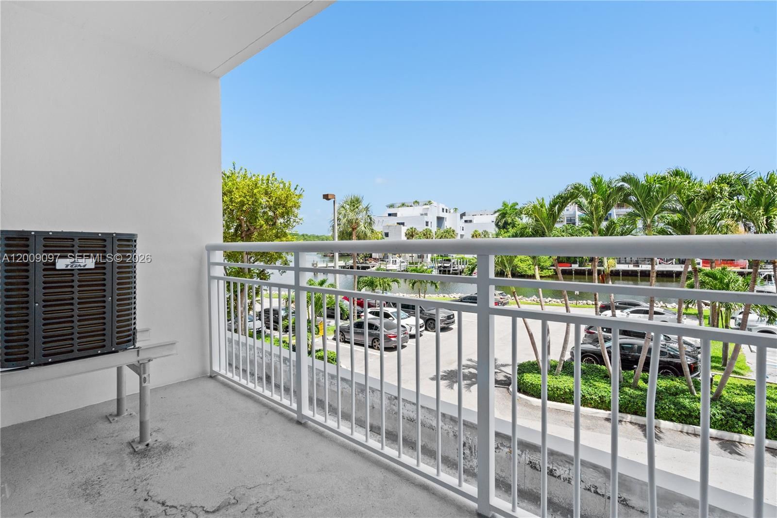 400 Kings Point Drive 229