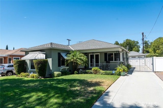 843 Pelanconi Avenue