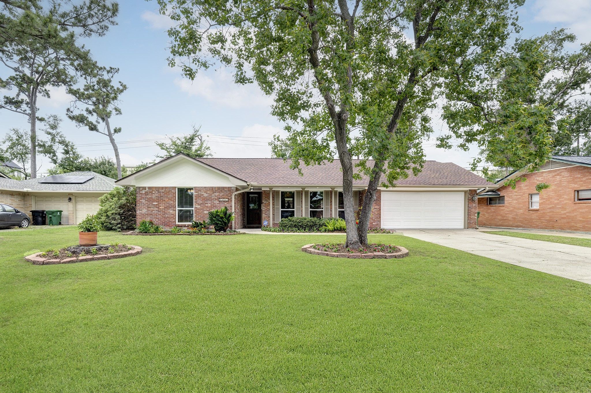 1111 Clovis Road