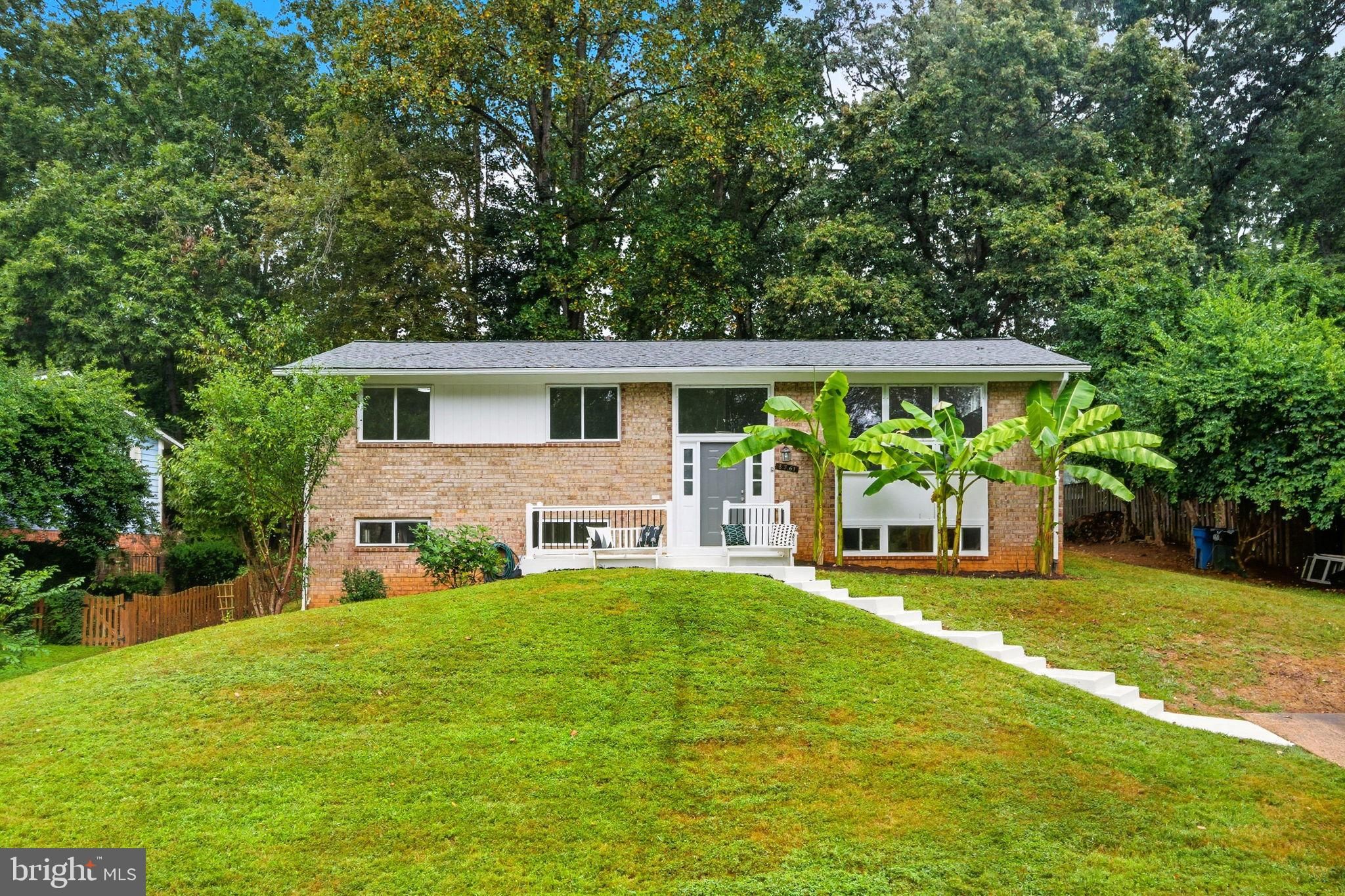 5361 Gainsborough Drive