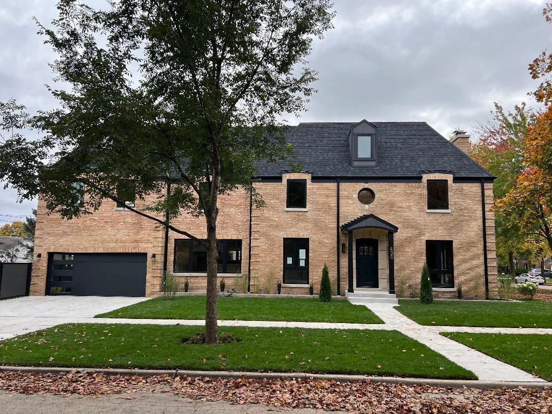 435 N Merrill Street