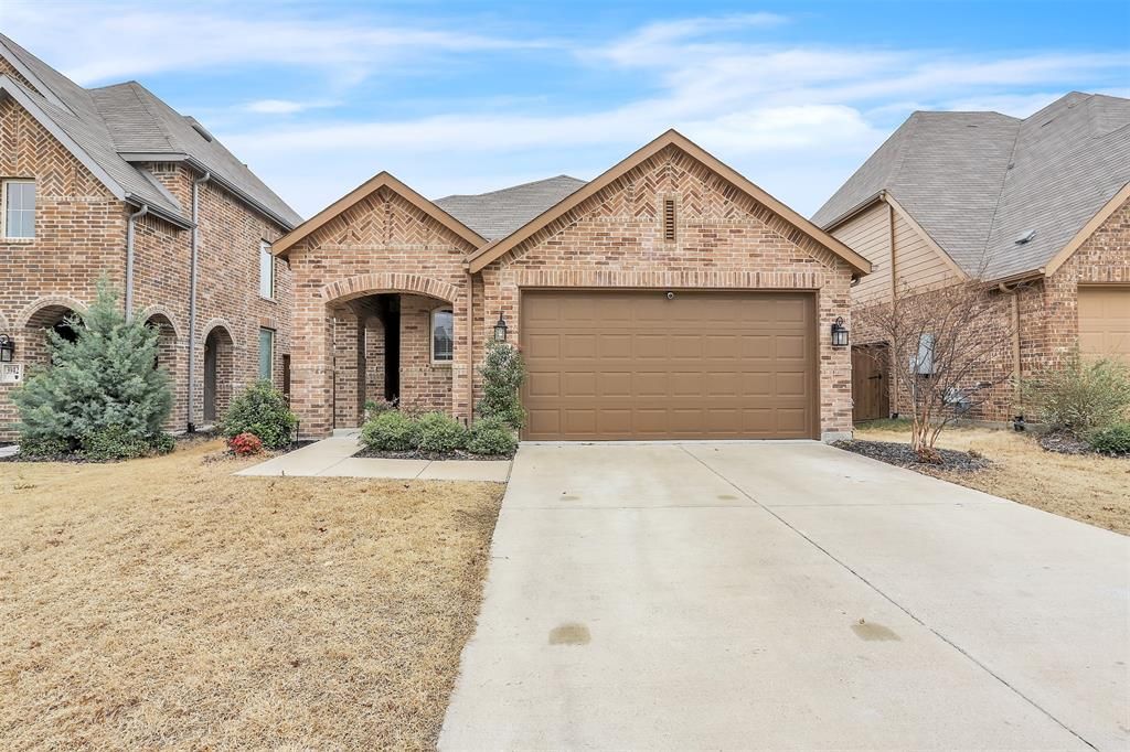 3940 Rochelle Lane