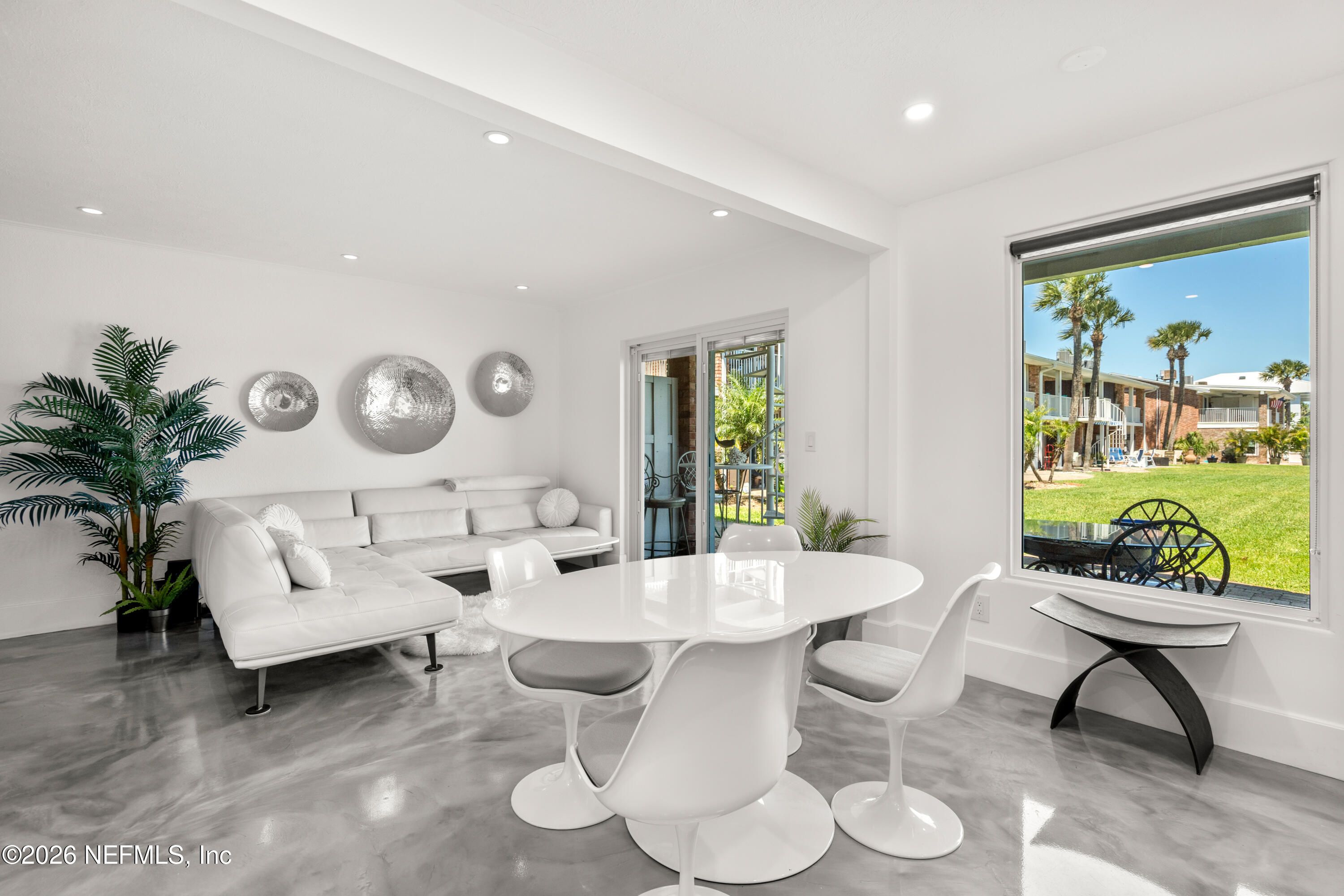 83 Comares Avenue 3B