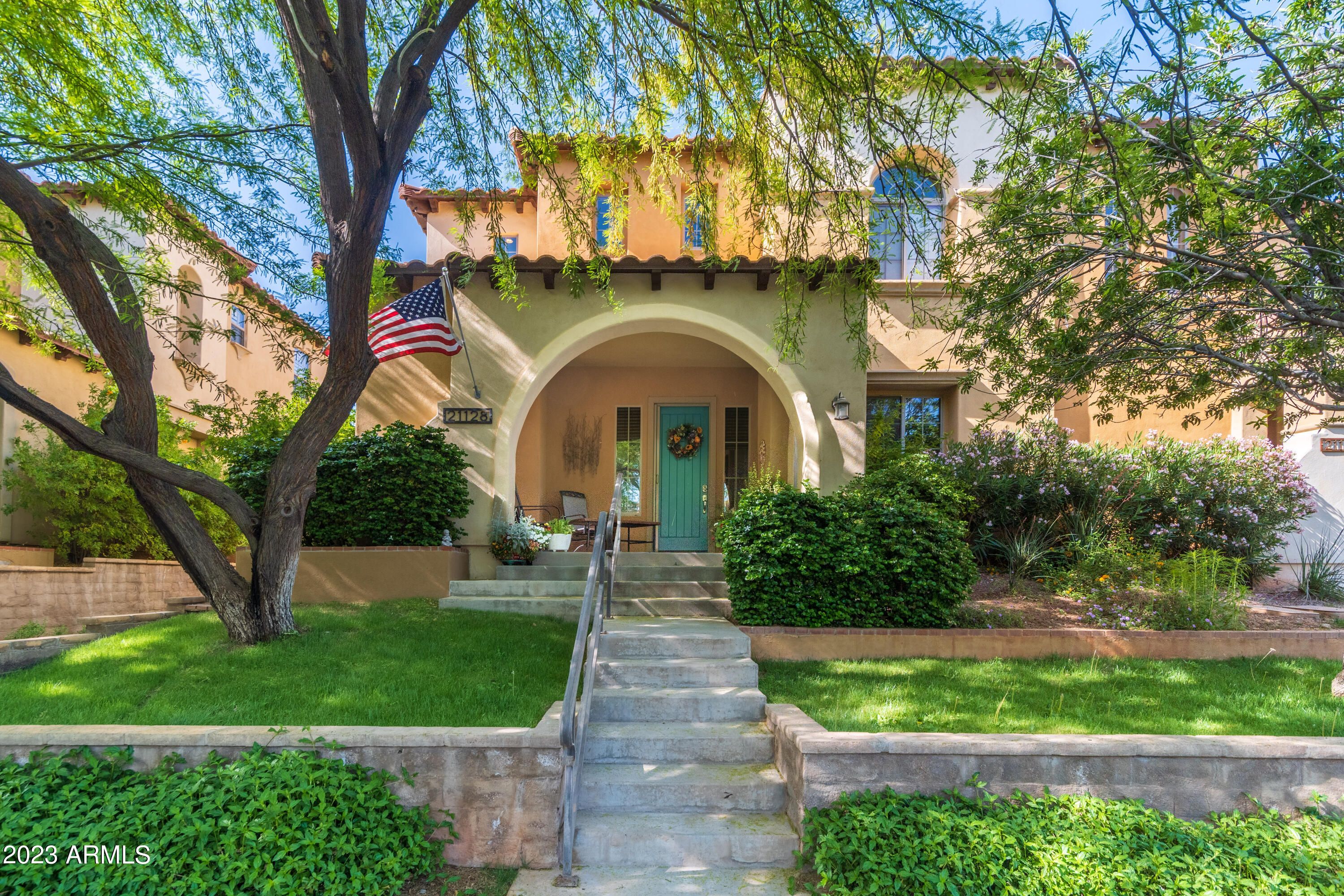 21128 W Sunrise Lane