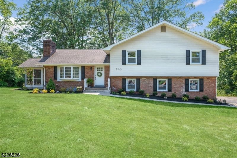 503 Warrenville Rd