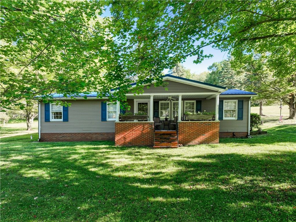 228 Sunset Drive