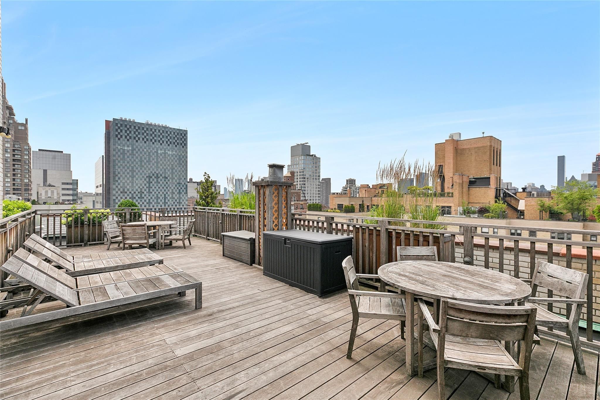 301 E 69th Street 4C
