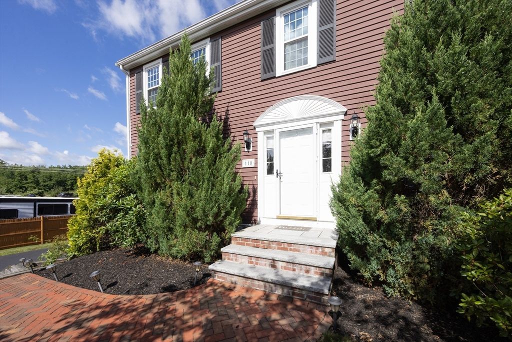 110 Cobblestone Lane