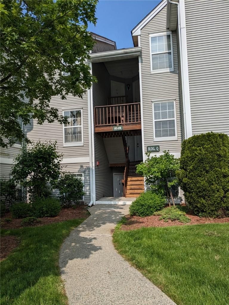 1195 Washington Green