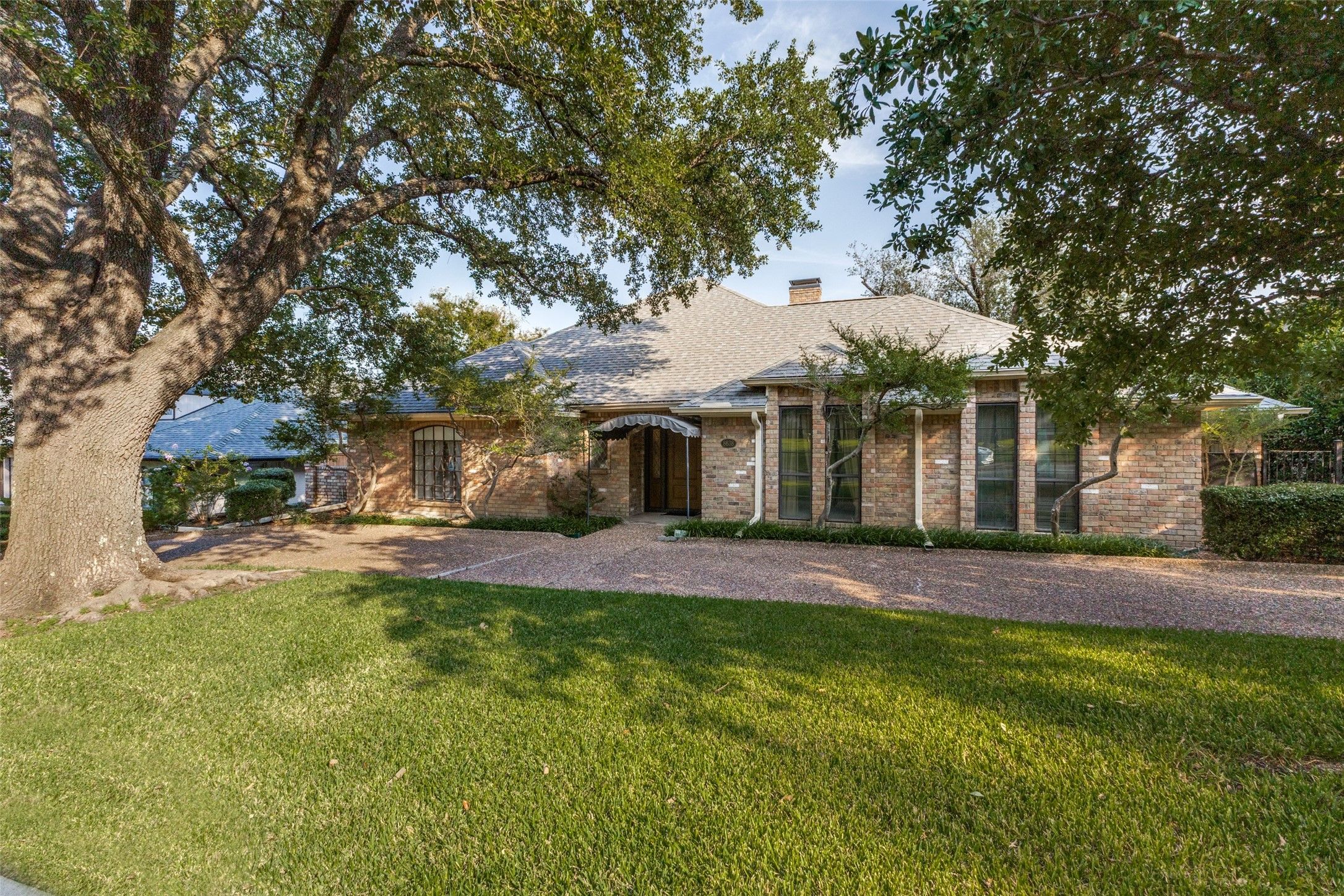 8638 Middle Downs Drive