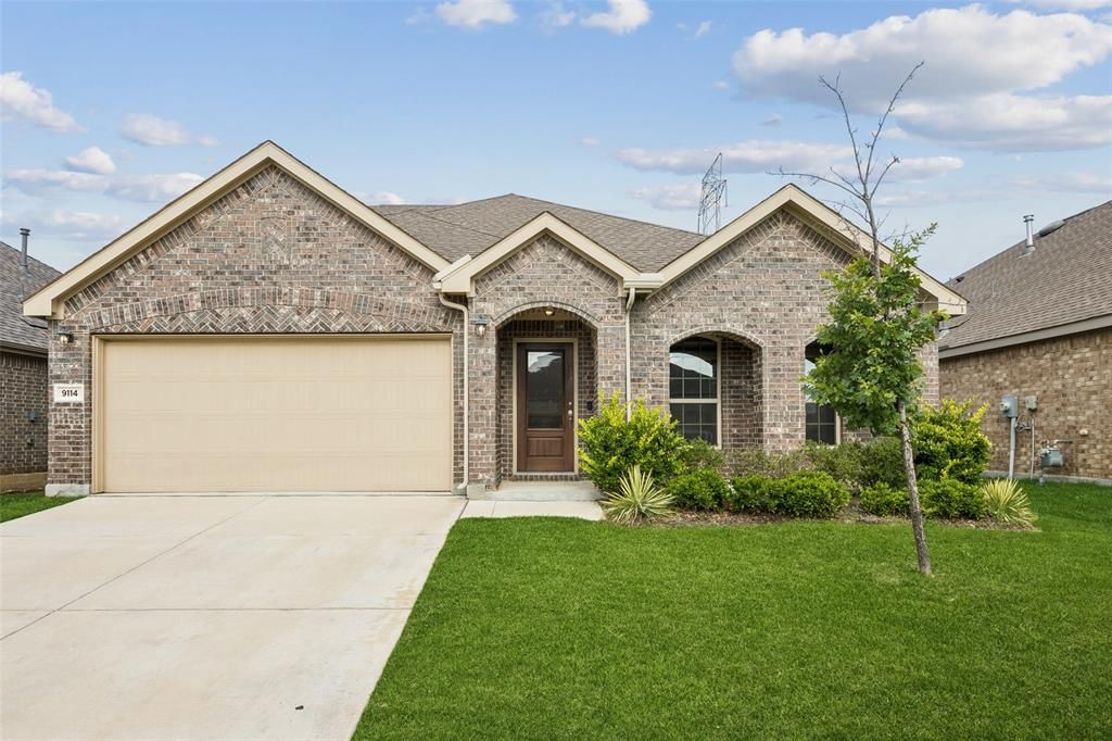 9114 S Field Lane