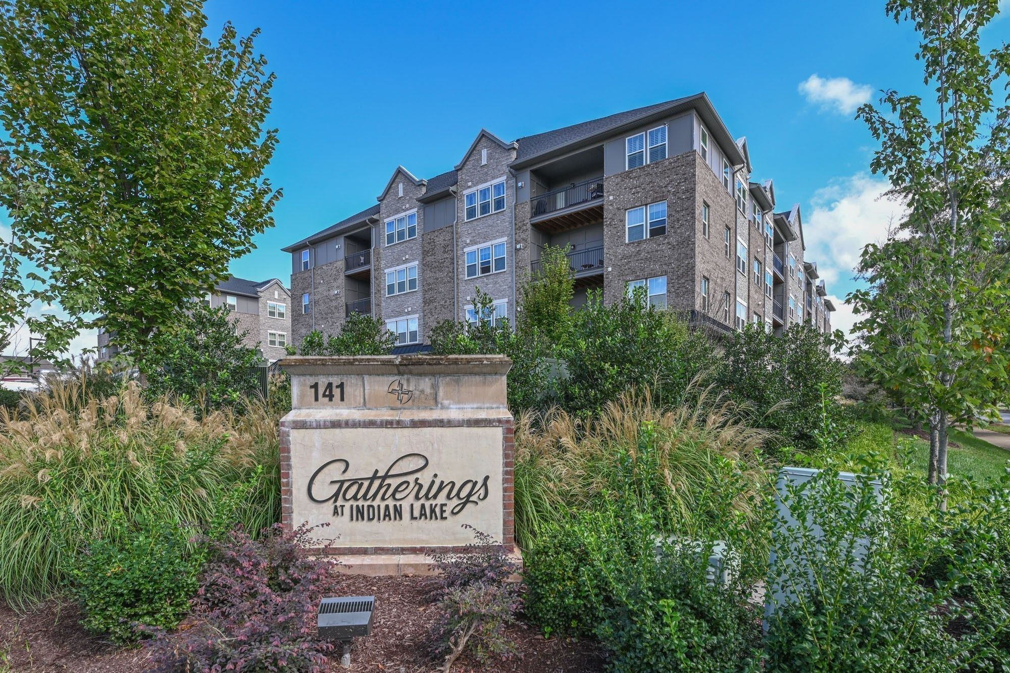 141 Saundersville Rd 1305