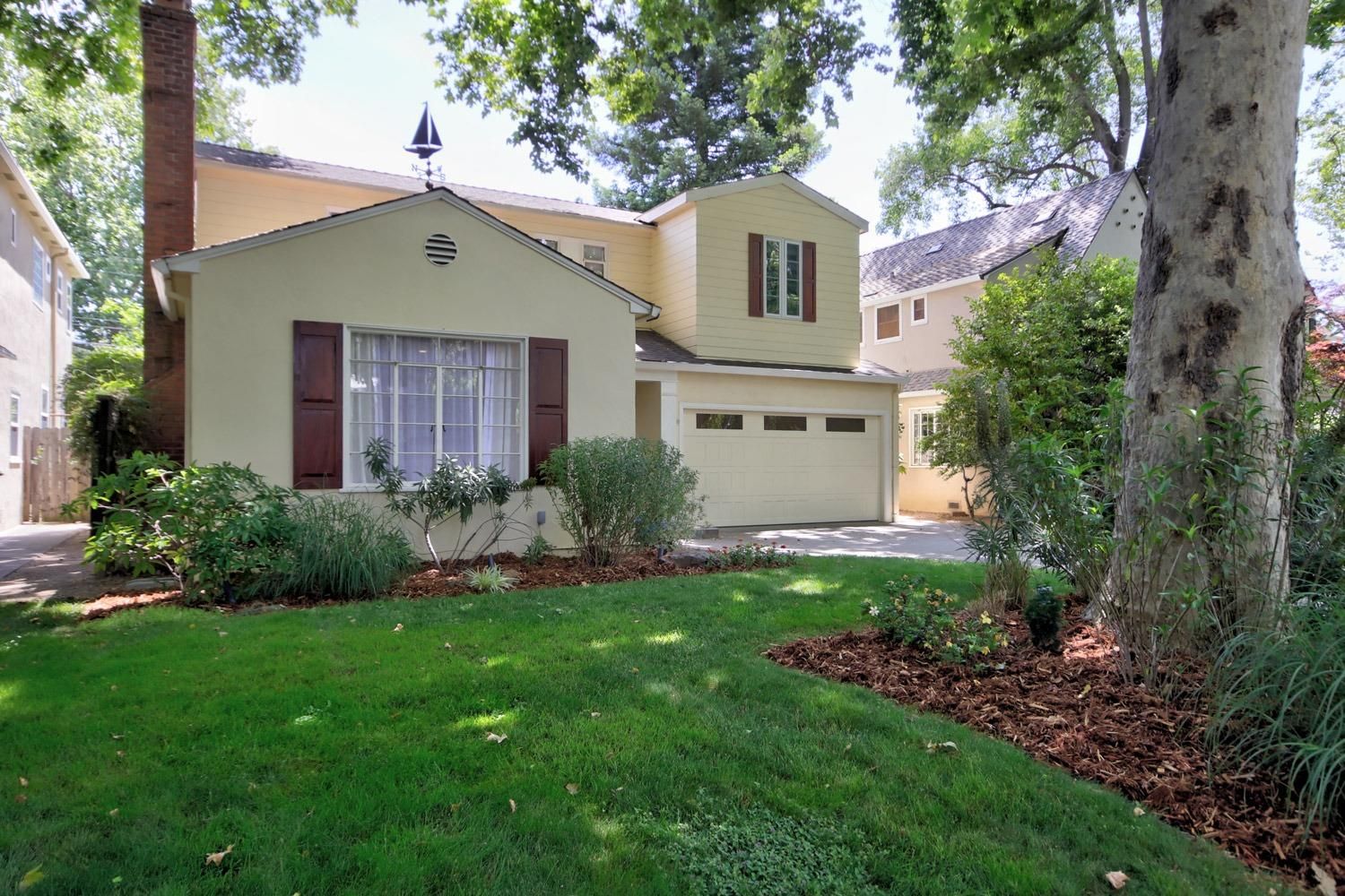 2757 Land Park Drive