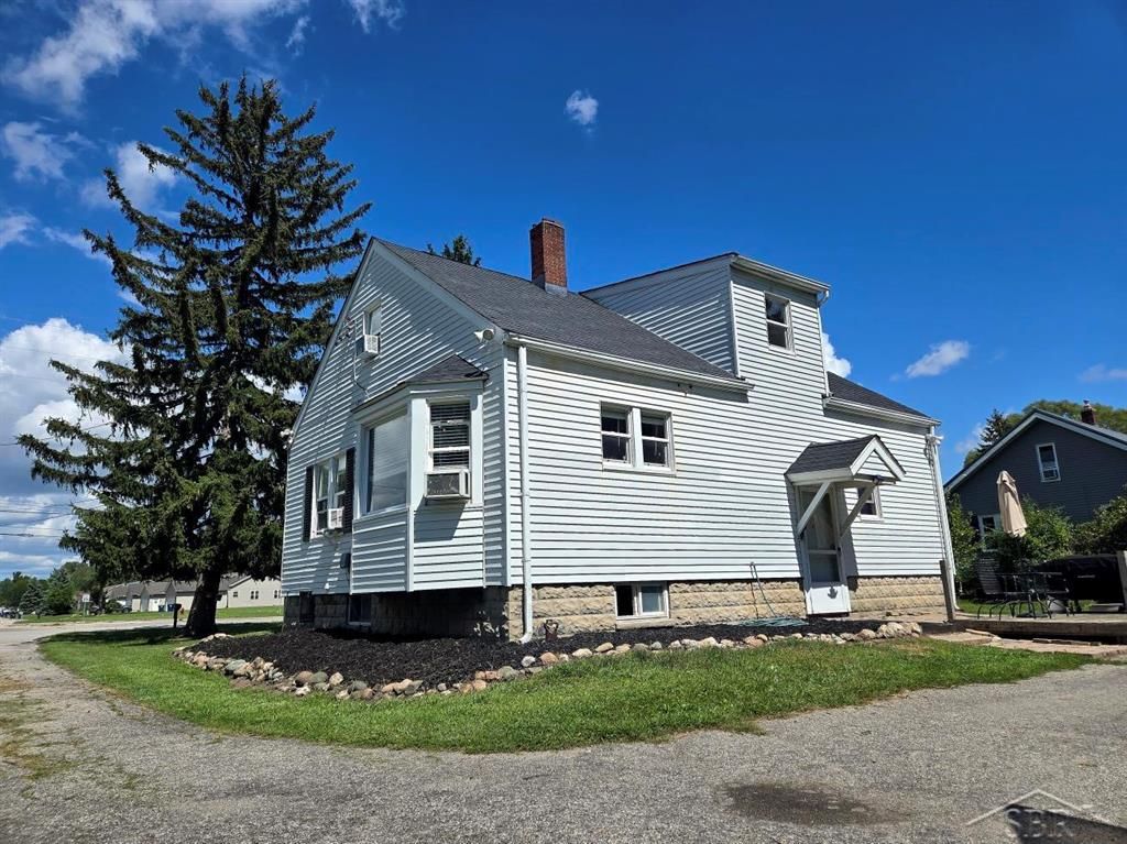 3715 Shattuck Road