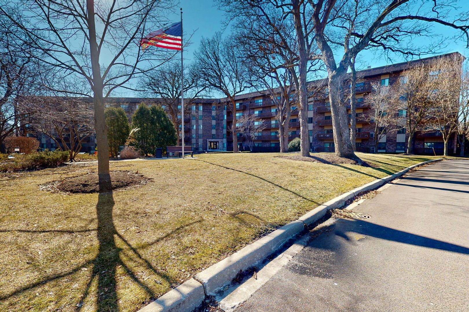 120 Lakeview Drive 110