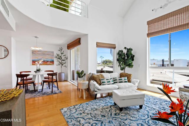 1242 9th Street 5