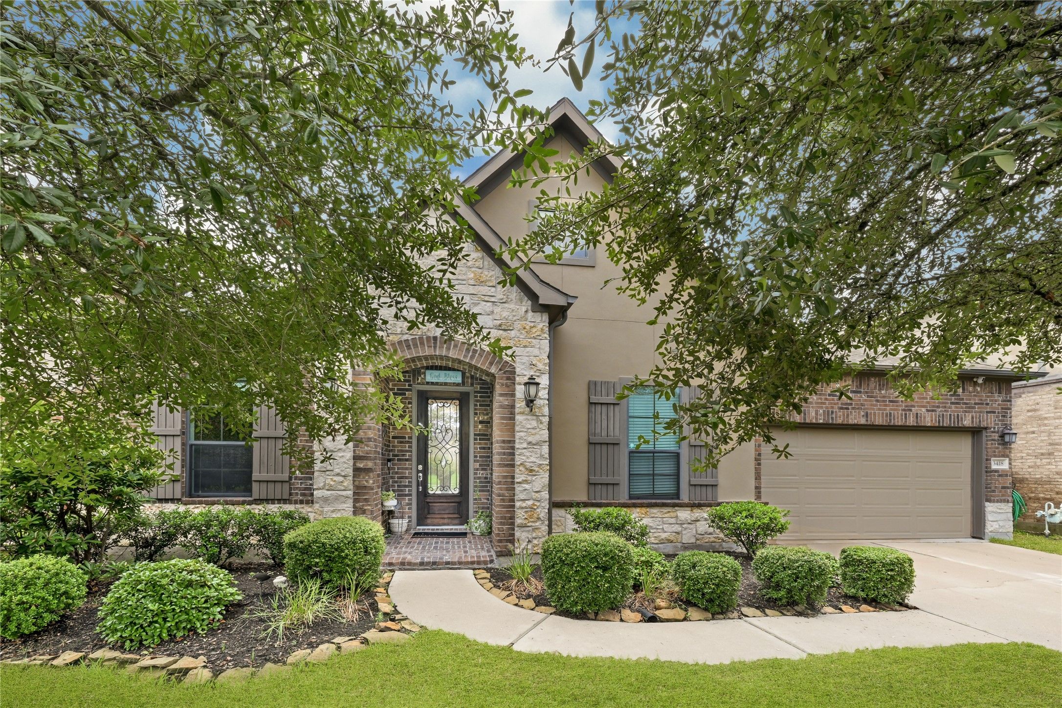 3418 Herons Pointe Lane