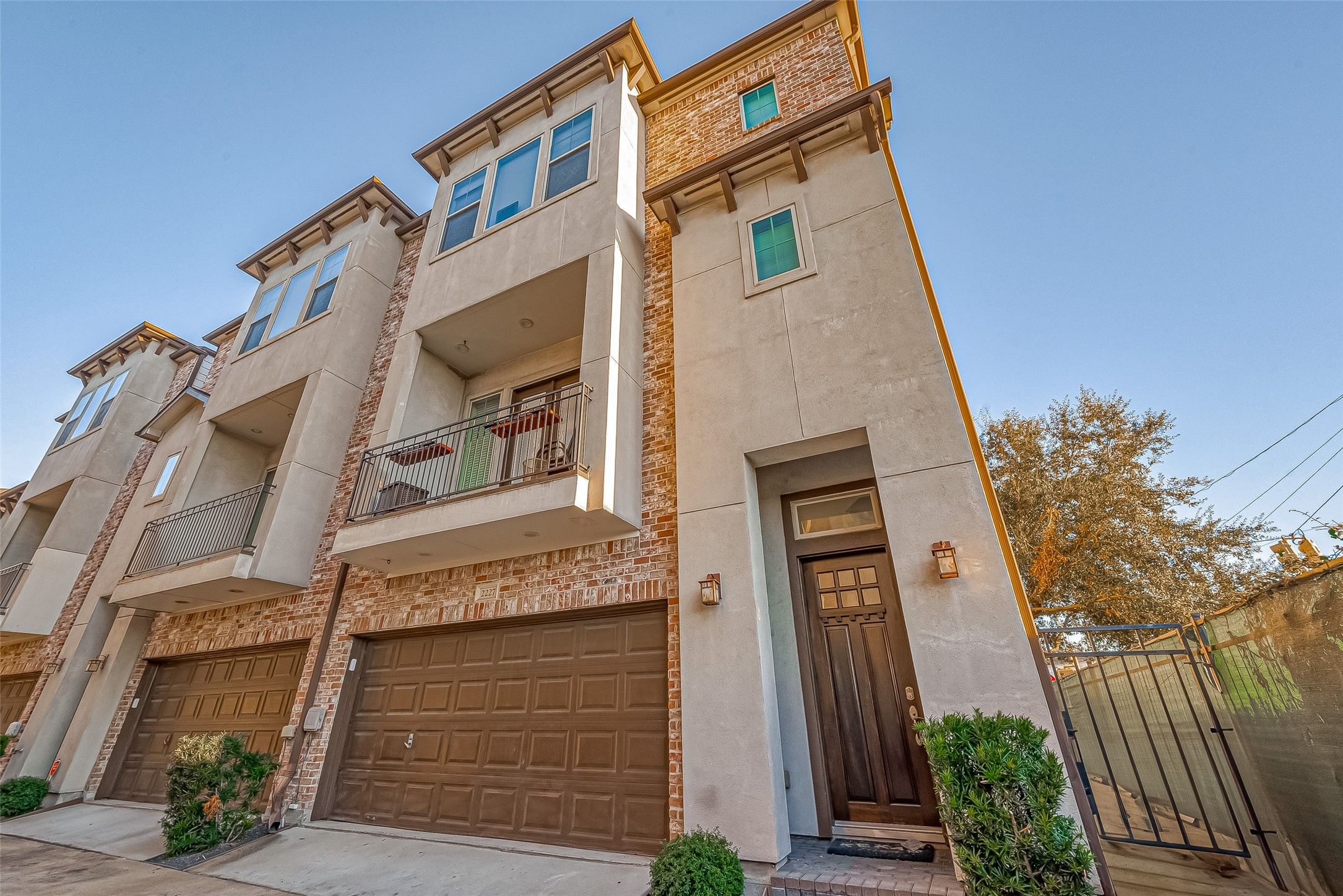 2227 Chenevert Street