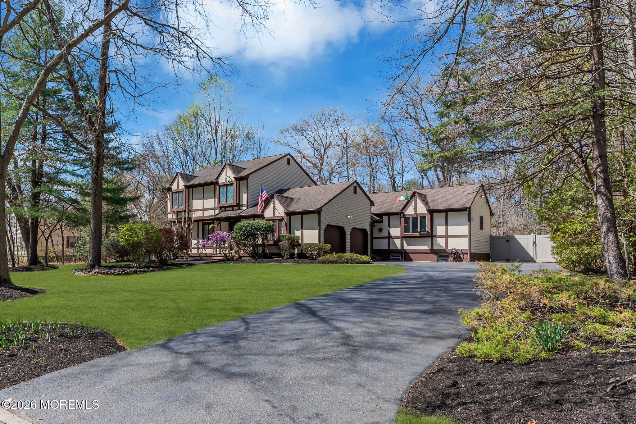 211 Yale Drive