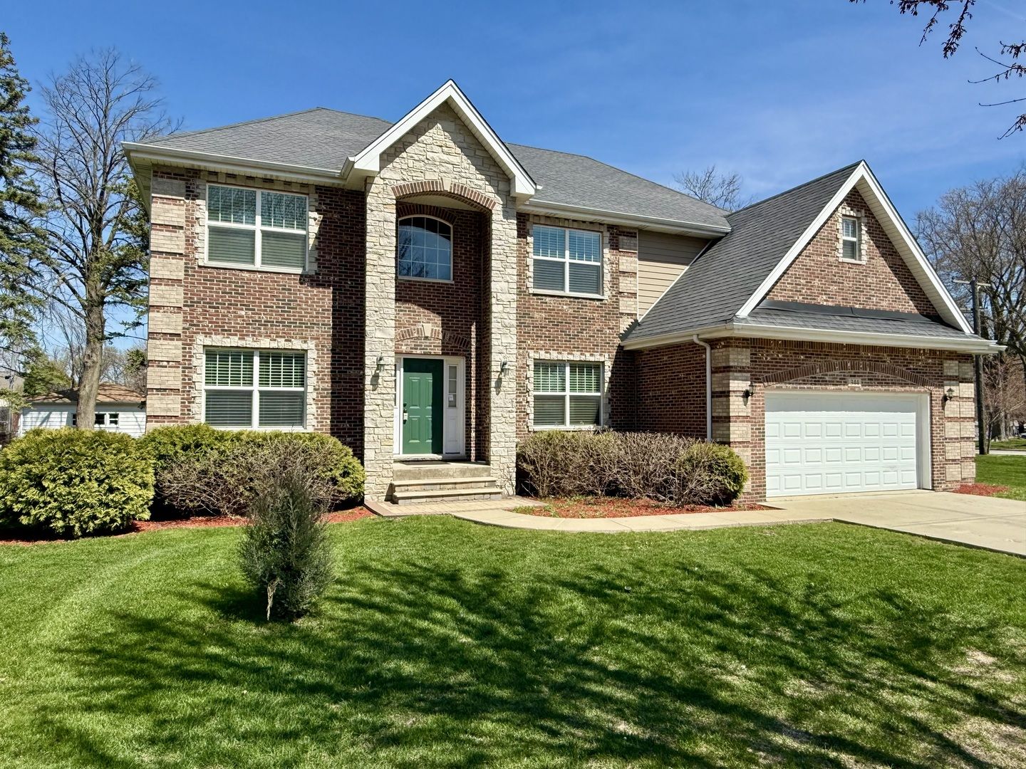 344 E Goebel Drive