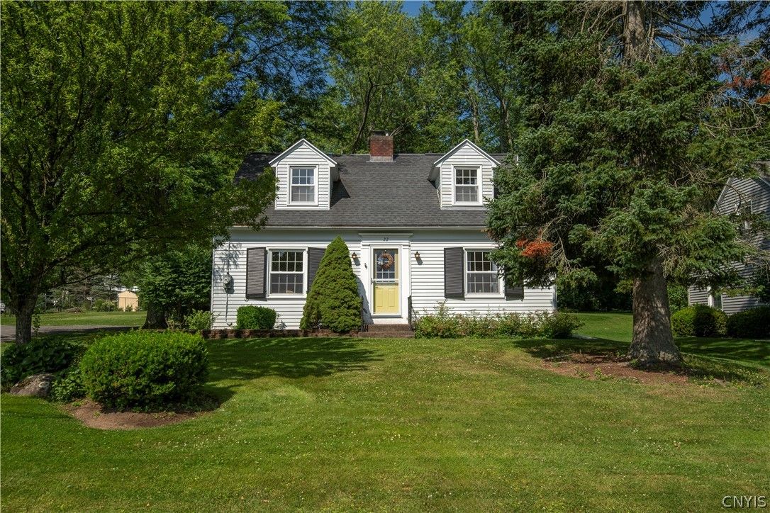 22 Winmar Crescent