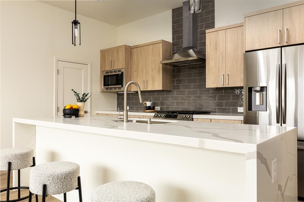 1901 S Harwood Street 308